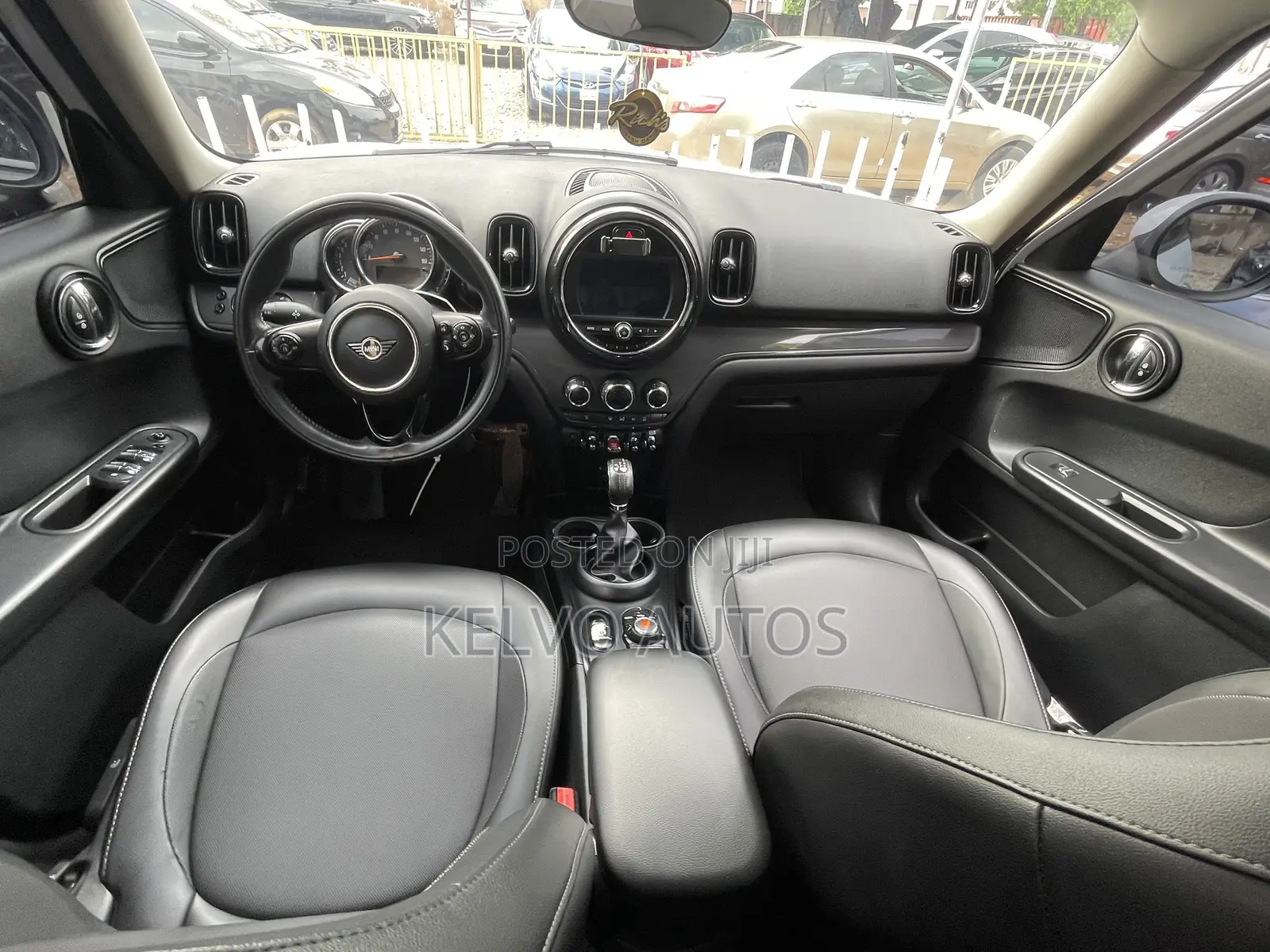 Mini Cooper 2018 White