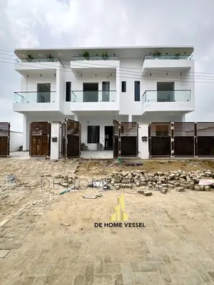 3bdrm Townhouse/Terrace in Ajah for sale