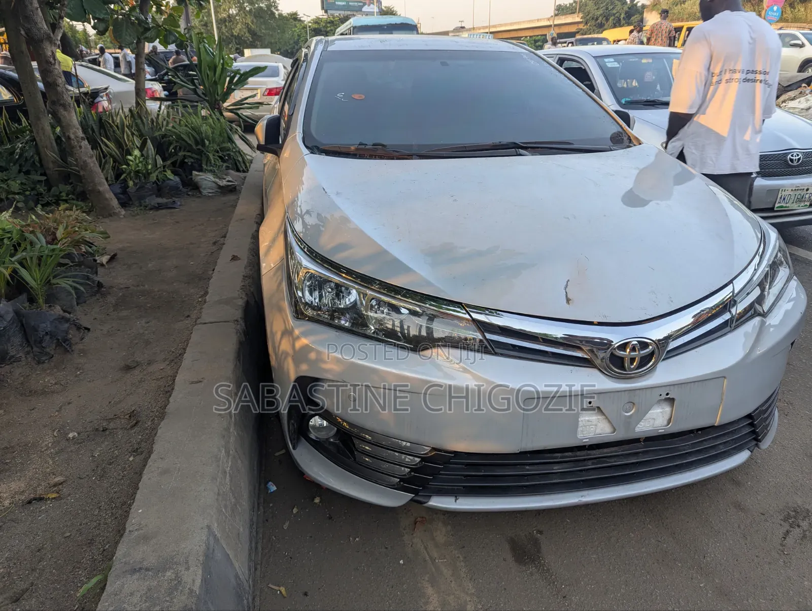 Toyota Corolla LE ECO Premium (1.8L 4cyl CVT) 2016 Silver