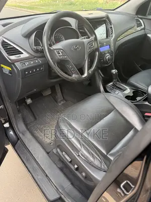 Hyundai Santa Fe 2016 Black