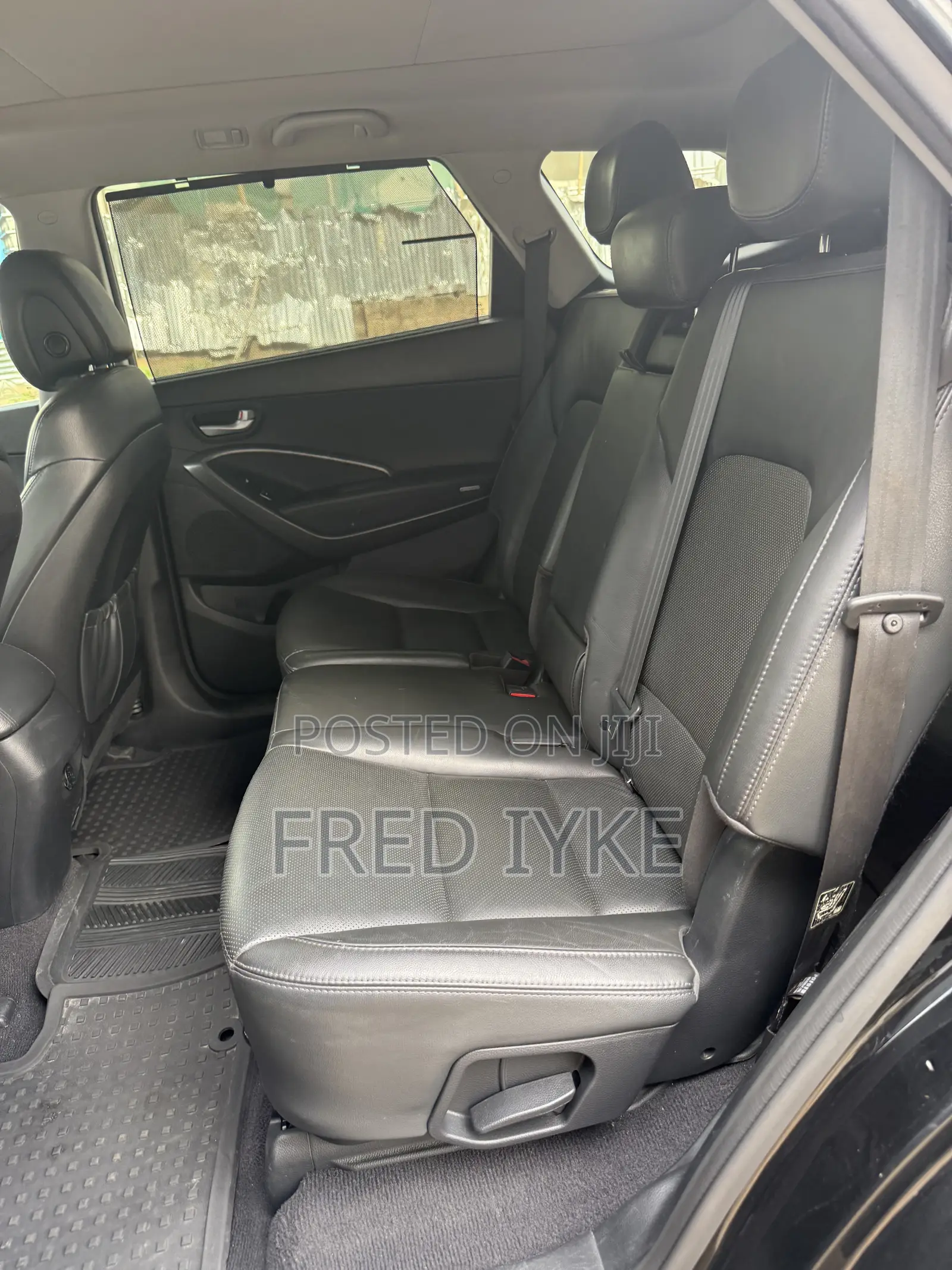 Hyundai Santa Fe 2016 Black