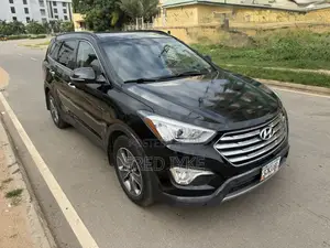 Hyundai Santa Fe 2016 Black