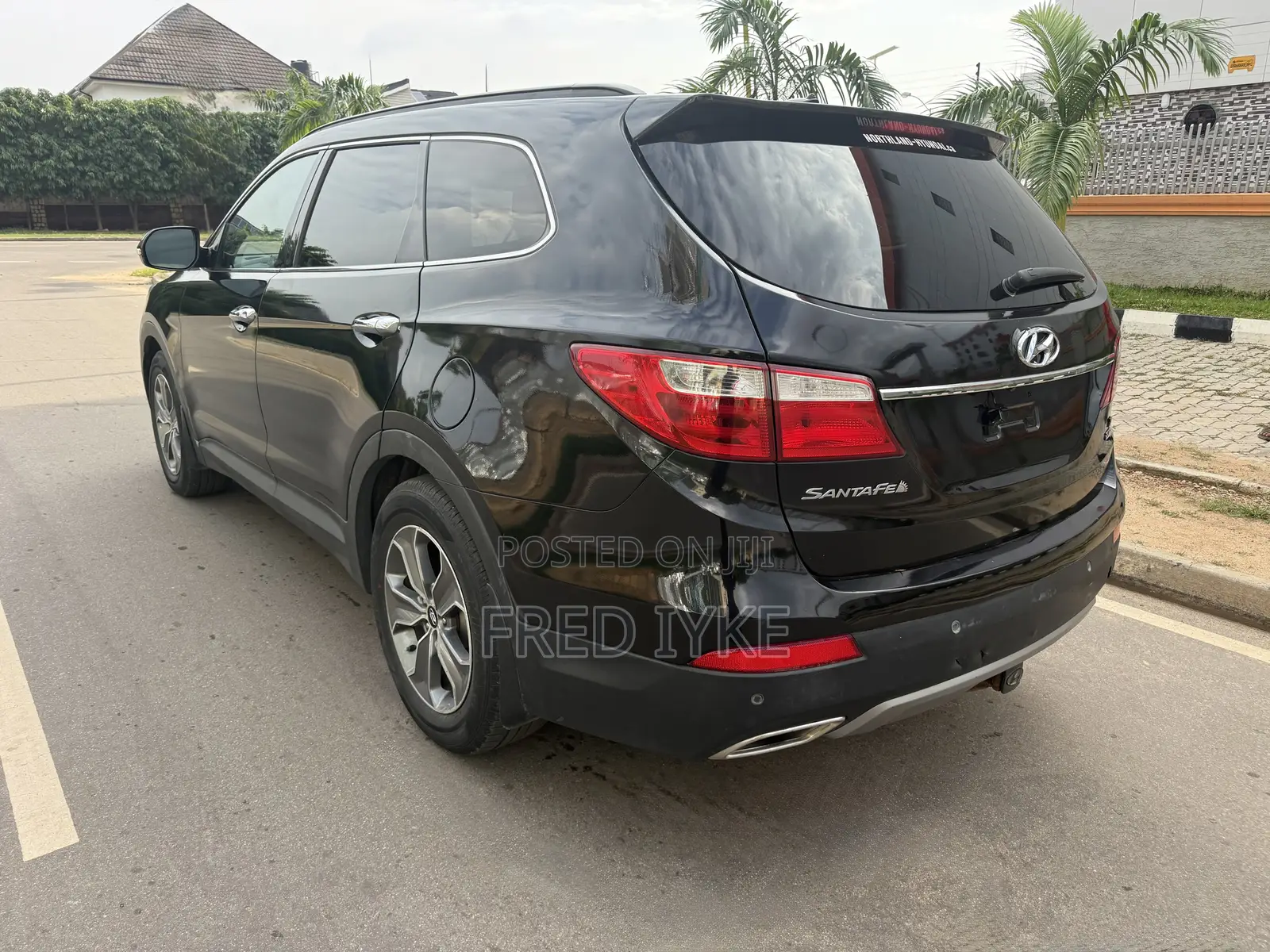 Hyundai Santa Fe 2016 Black