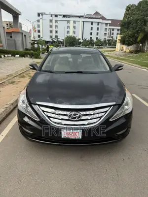 Hyundai Sonata 2013 Black
