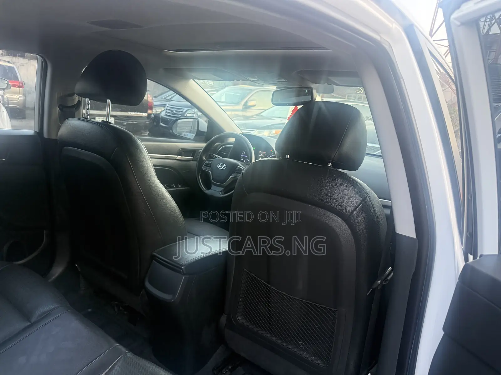 Hyundai Elantra 2017 White