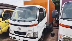 Toyota Dyna Covered Body