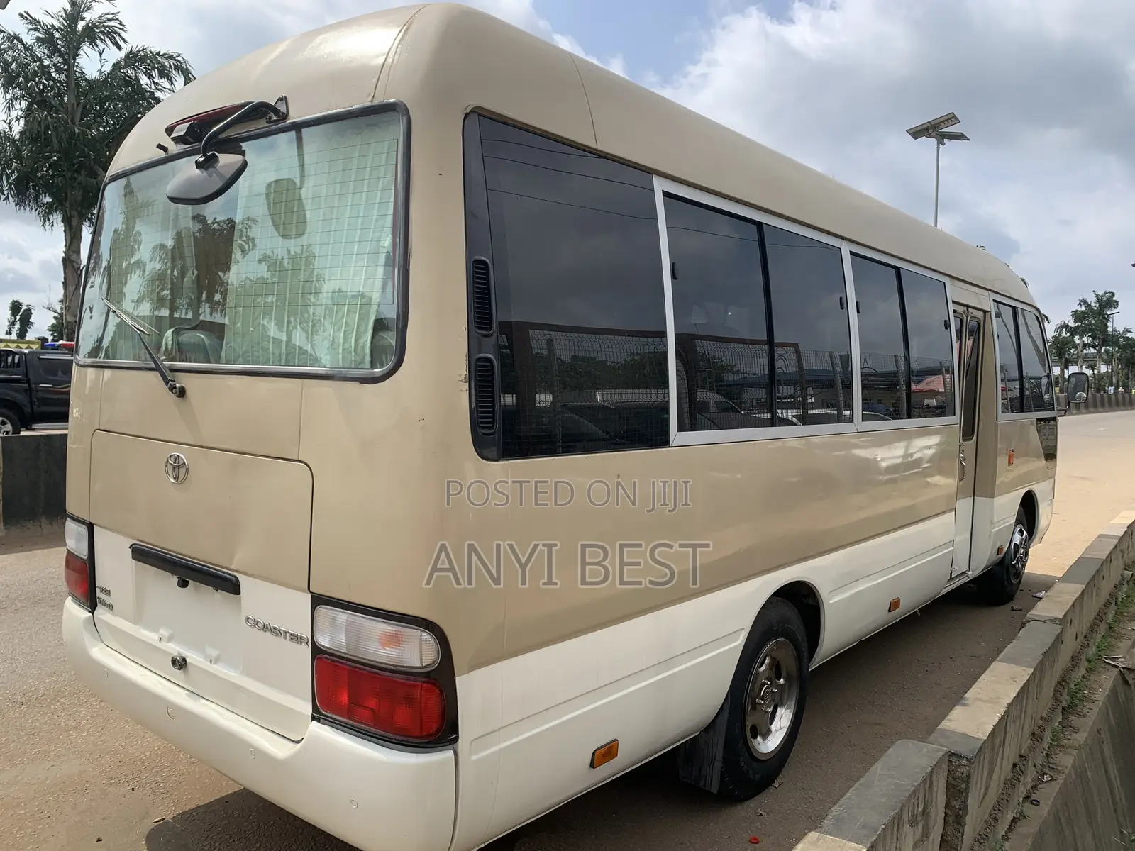 Toyota Coaster 2017 Gold