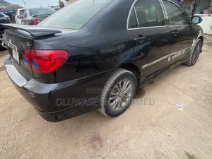 Toyota Corolla 2005 Black