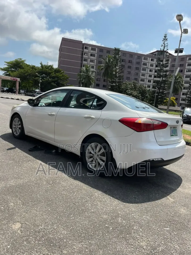 Kia Cerato 2015 White