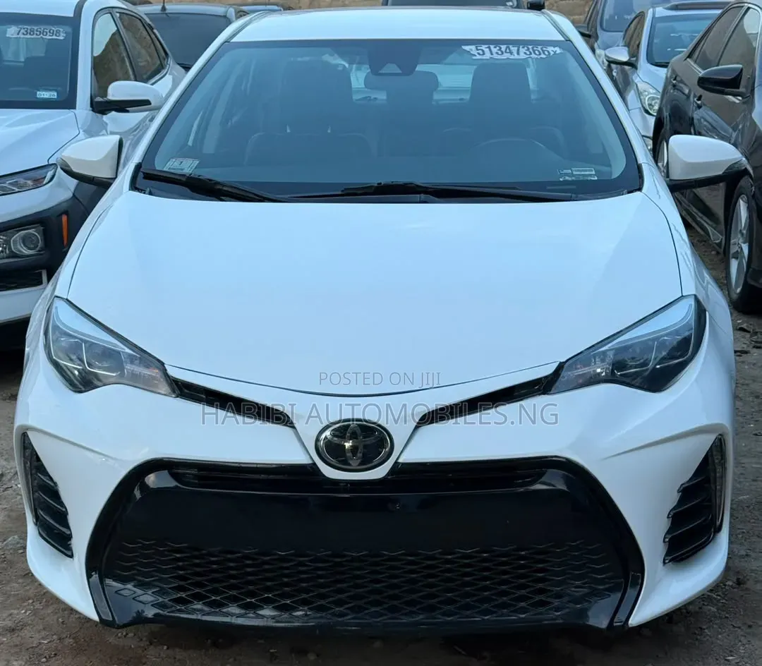 Toyota Corolla 2017 White