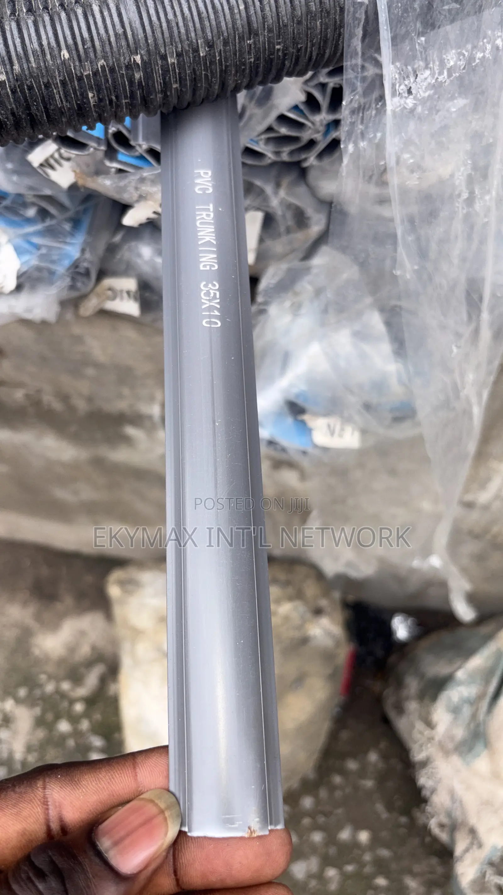 PVC Floor Trunking 35x10