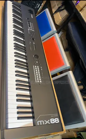 Yamaha MX88 88-Key Music Synthesizer
