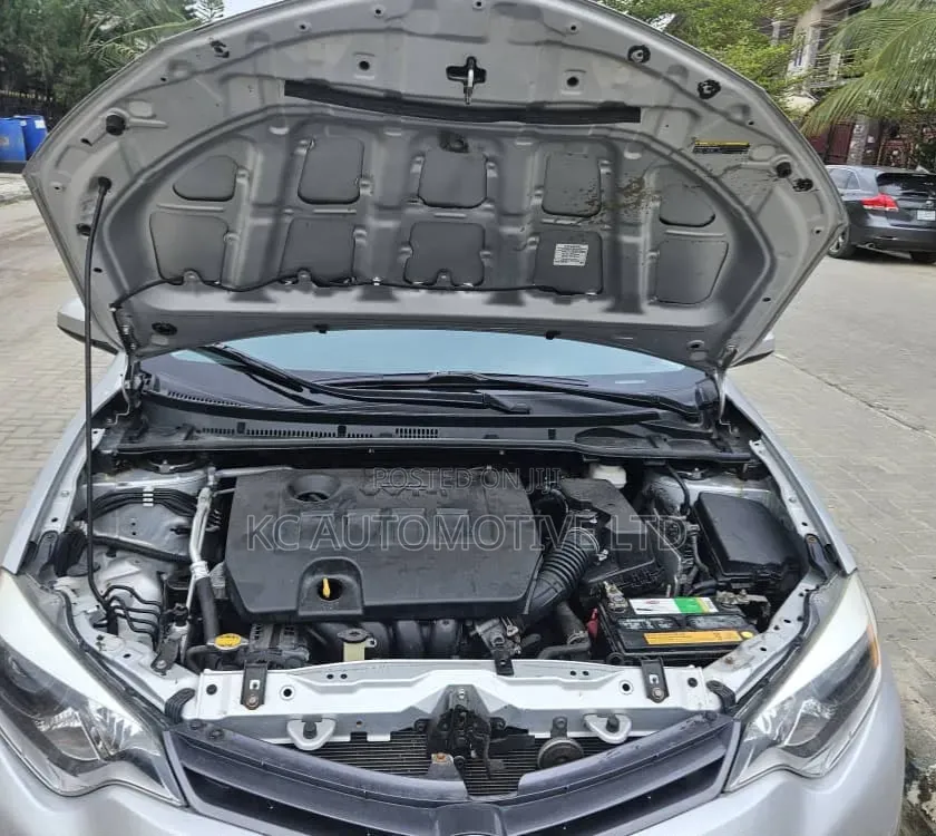 Toyota Corolla 2016 Silver