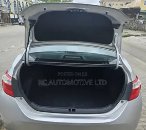 Toyota Corolla 2016 Silver