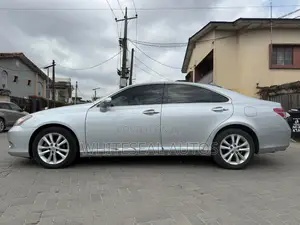 Lexus ES 350 2011 Silver