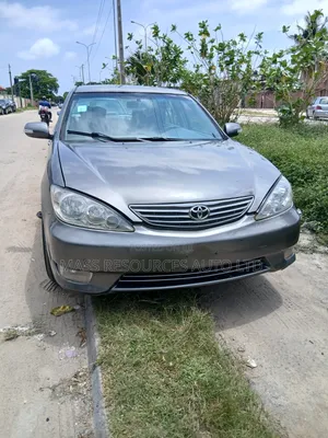 Toyota Camry LE 4dr Sedan (2.4L 4cyl 5M) 2003 Gray