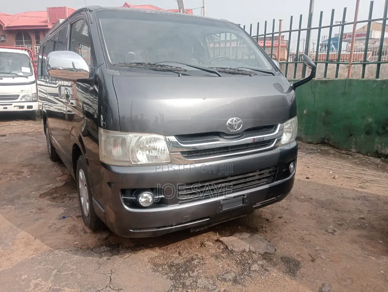 Toyota HiAce 2010 Grey