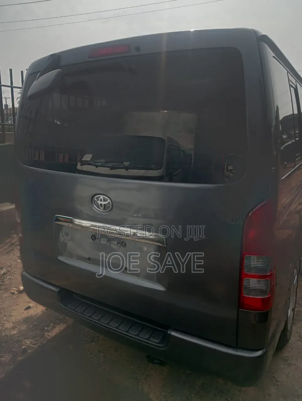Toyota HiAce 2010 Grey