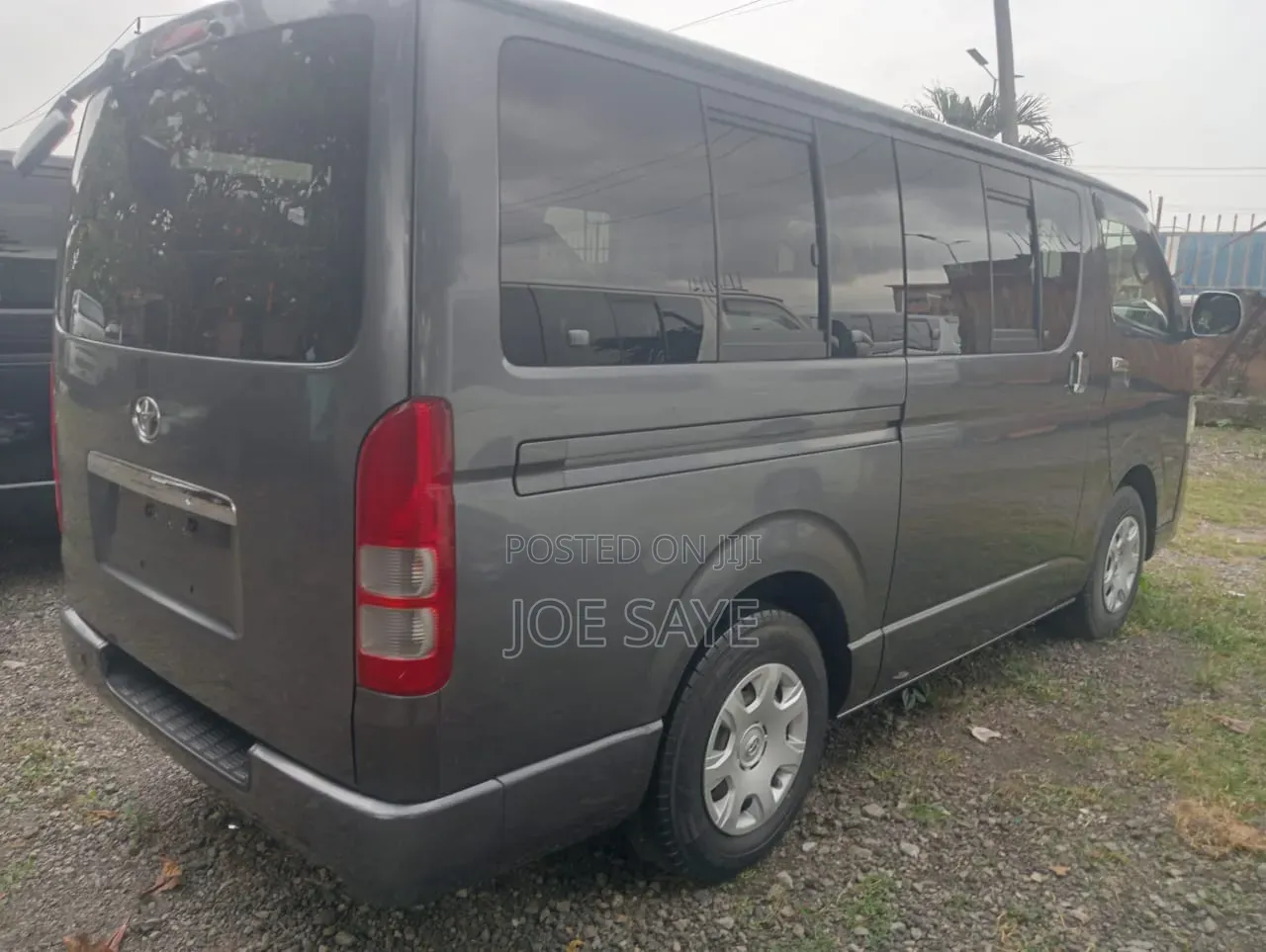 Toyota HiAce 2010 Grey