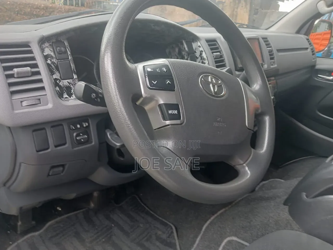 Toyota HiAce 2010 Grey