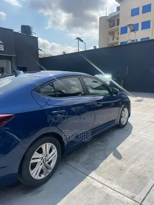 Hyundai Elantra Limited 2019 Blue