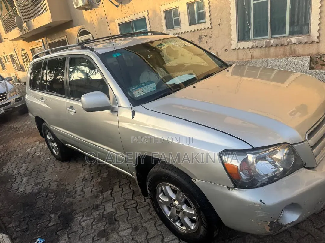 Toyota Highlander V6 2005 Silver