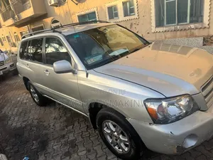 Toyota Highlander V6 2005 Silver