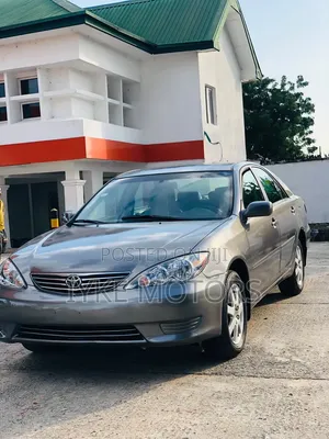 Toyota Camry 2005 Brown