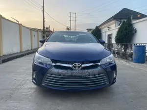 Toyota Camry SE 4dr Sedan (2.5L 4cyl 6A) 2015 Blue