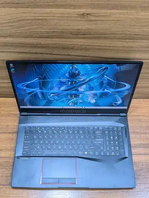 Laptop MSI GE75 Raider 11UH 32GB Intel Core i7 SSD 1.5T