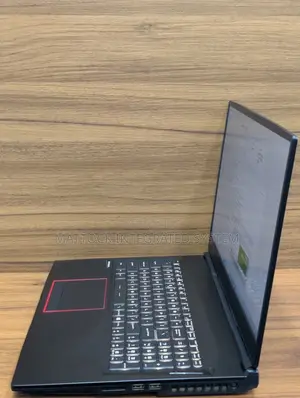 Laptop MSI GE75 Raider 11UH 32GB Intel Core i7 SSD 1.5T