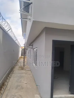 3bdrm Block of Flats in Ifako-Ogba for sale