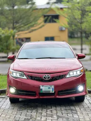 Toyota Camry 2014 Red
