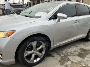 Toyota Venza 2013 Silver