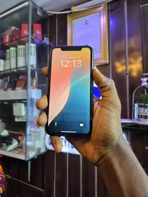 New Apple iPhone XR 64 GB Black