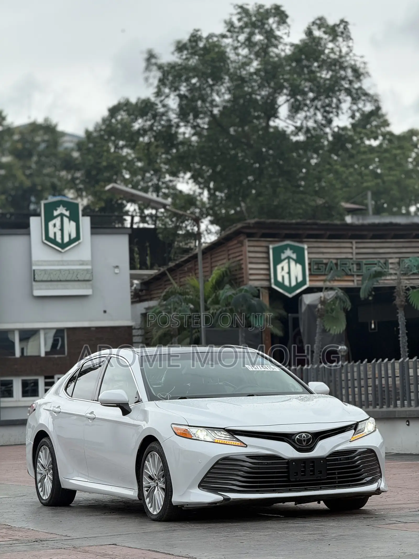 Toyota Camry 2017 White