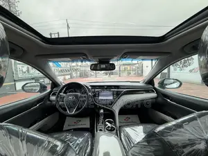 Toyota Camry 2017 White