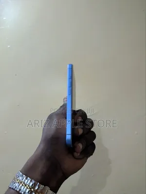 Apple iPhone 16 128 GB Blue