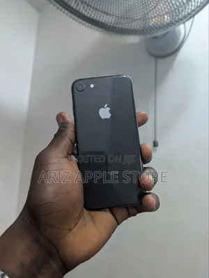 Apple iPhone 8 64 GB Black
