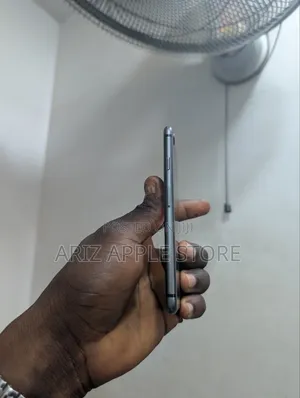 Apple iPhone 8 64 GB Black