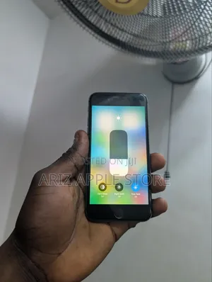 Apple iPhone 8 64 GB Black