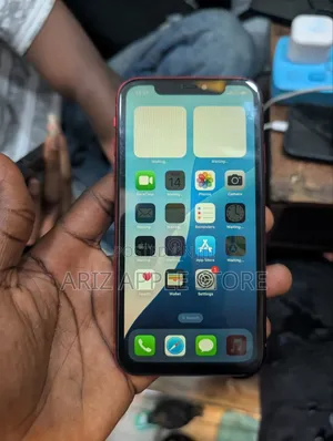 Apple iPhone 11 256 GB Red