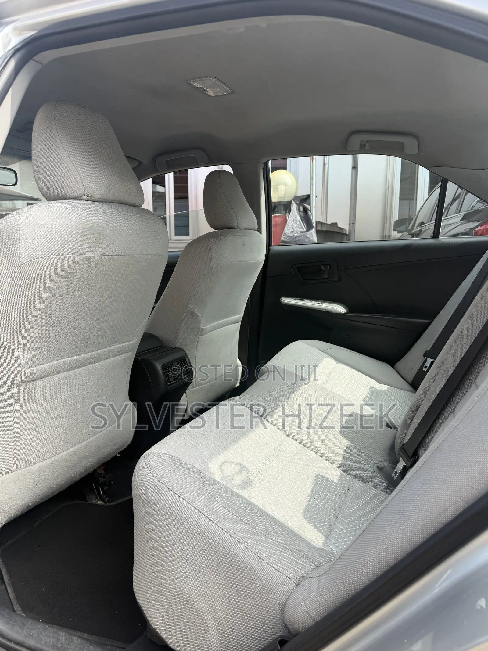 Toyota Camry 2017 Silver