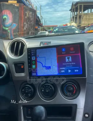 Apple CarPlay/Android Auto Installed in a Toyota Matrix 2009–2014