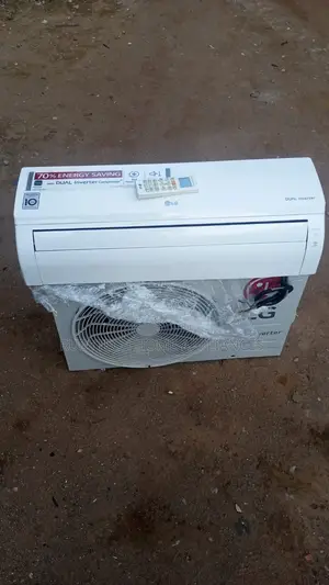 LG 1.5HP Dual Inverter Air Conditioner With Remote Control & Hanger