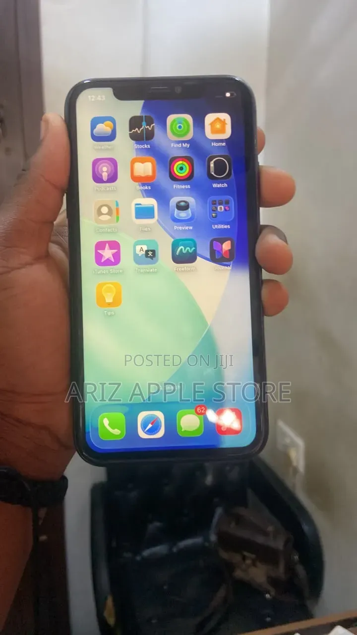 Apple iPhone 11 64 GB Black