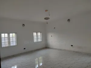 3bdrm Block of Flats in Zim Homes And, Area 1 for rent