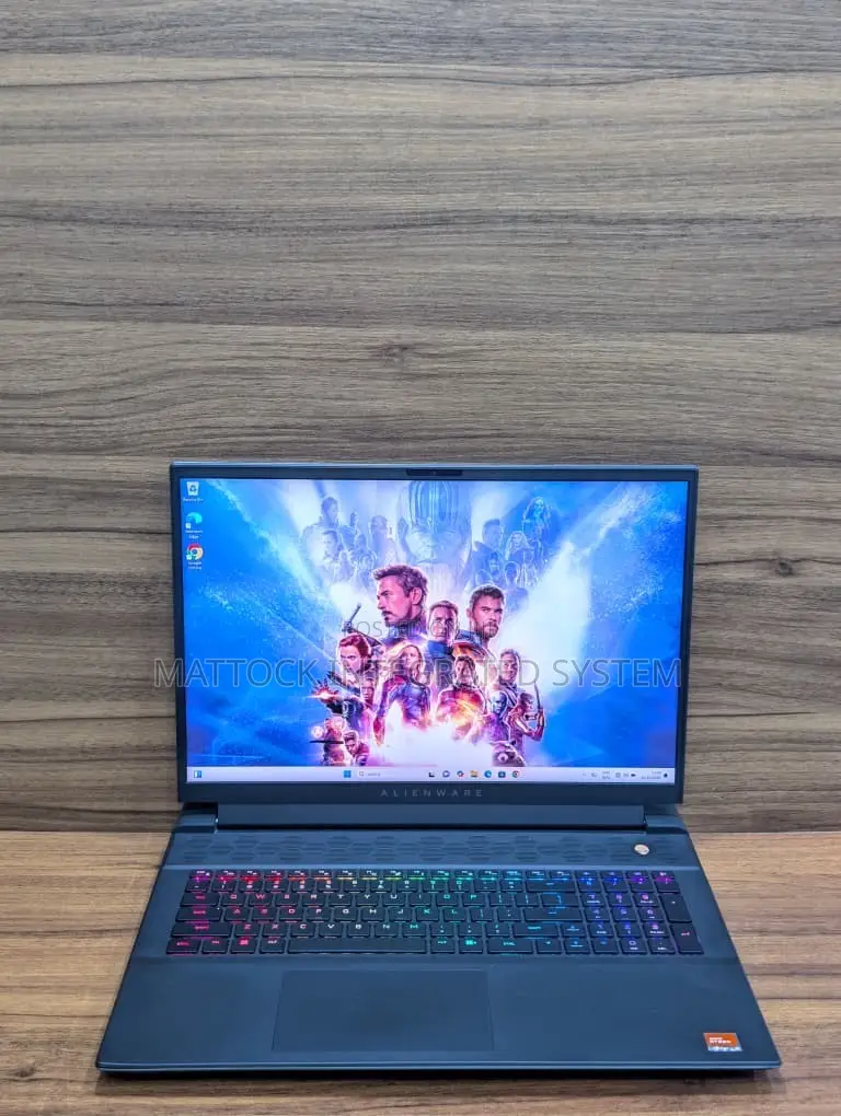 Laptop Dell 32GB AMD Ryzen 9 SSD 1T