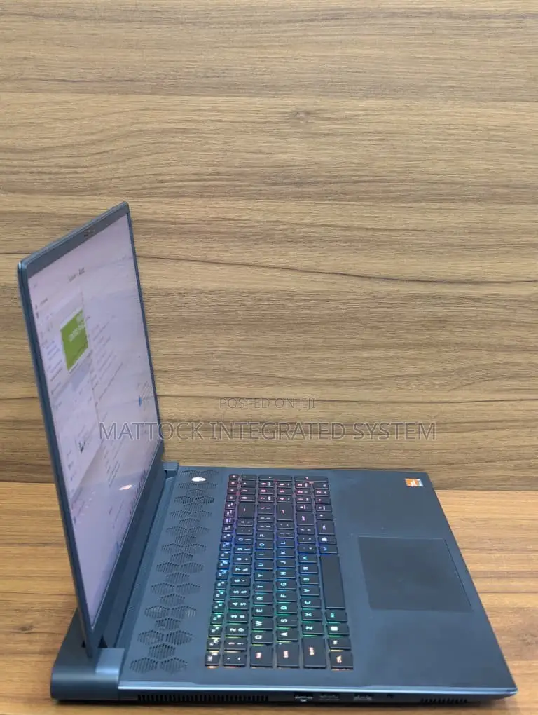 Laptop Dell 32GB AMD Ryzen 9 SSD 1T