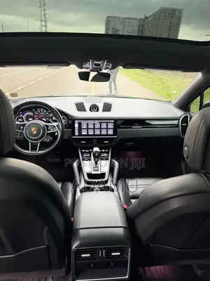 Porsche Cayenne 2020 Black